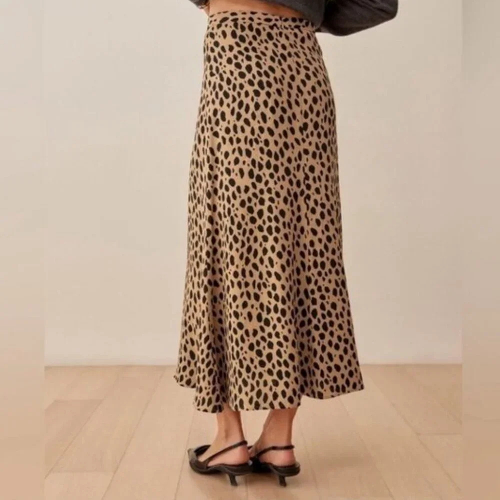 NEW Reformation Bea Skirt in Leopard | Brown/Tan - size 2 - Picture 3 of 10